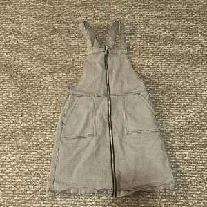 Girls black and white zip up dress